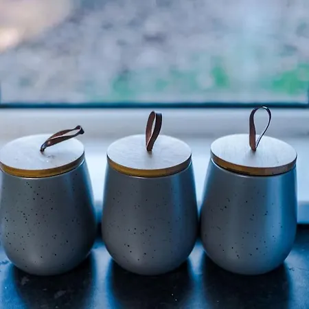 Big 7xguest House 3xvan Locked Carport Garden & Bradford Лідс