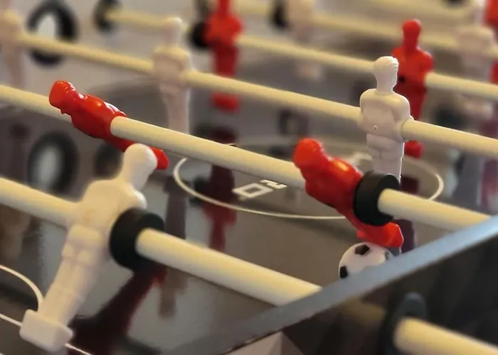 Big 7xguest House 3xvan Locked Carport Garden & Bradford