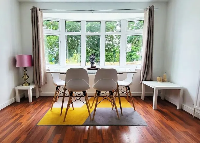 Big 7xguest House 3xvan Locked Carport Garden & Bradford * Leeds (West Yorkshire)