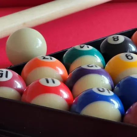 Big 7xguest House 3xvan Locked Carport Garden Leeds&bradford